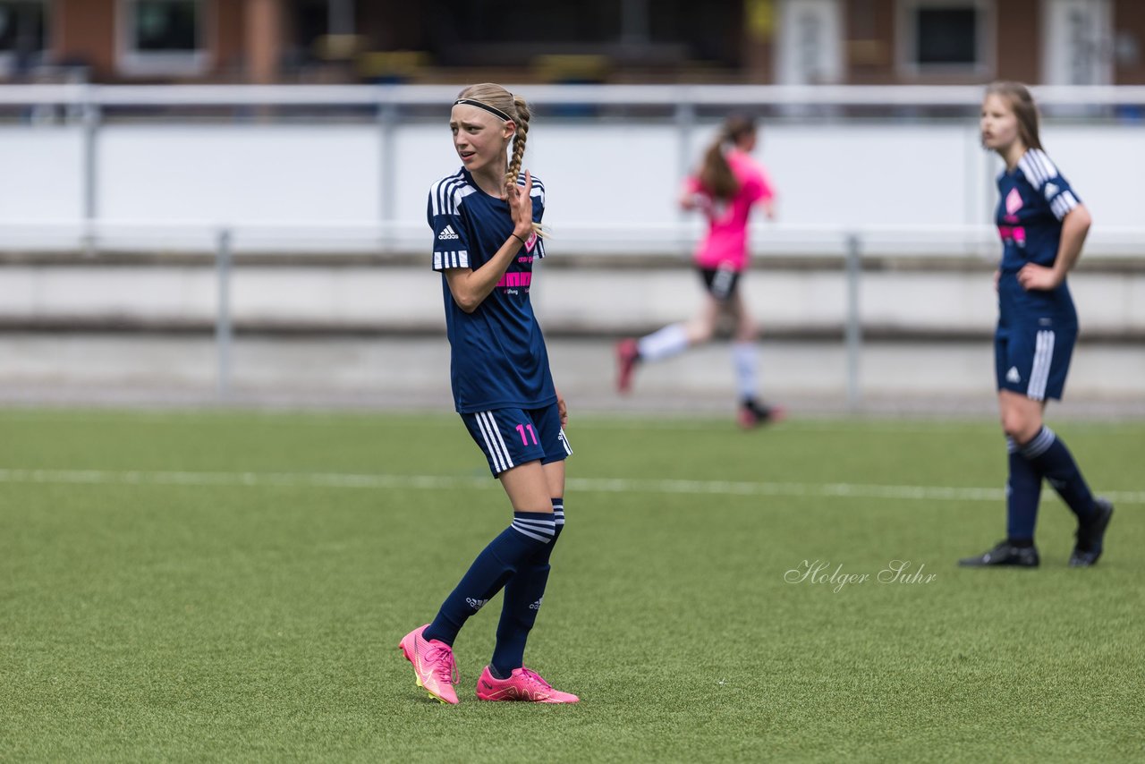 Bild 97 - wCJ Osterroenfelder TSV - VfL Pinneberg : Ergebnis: 0:15